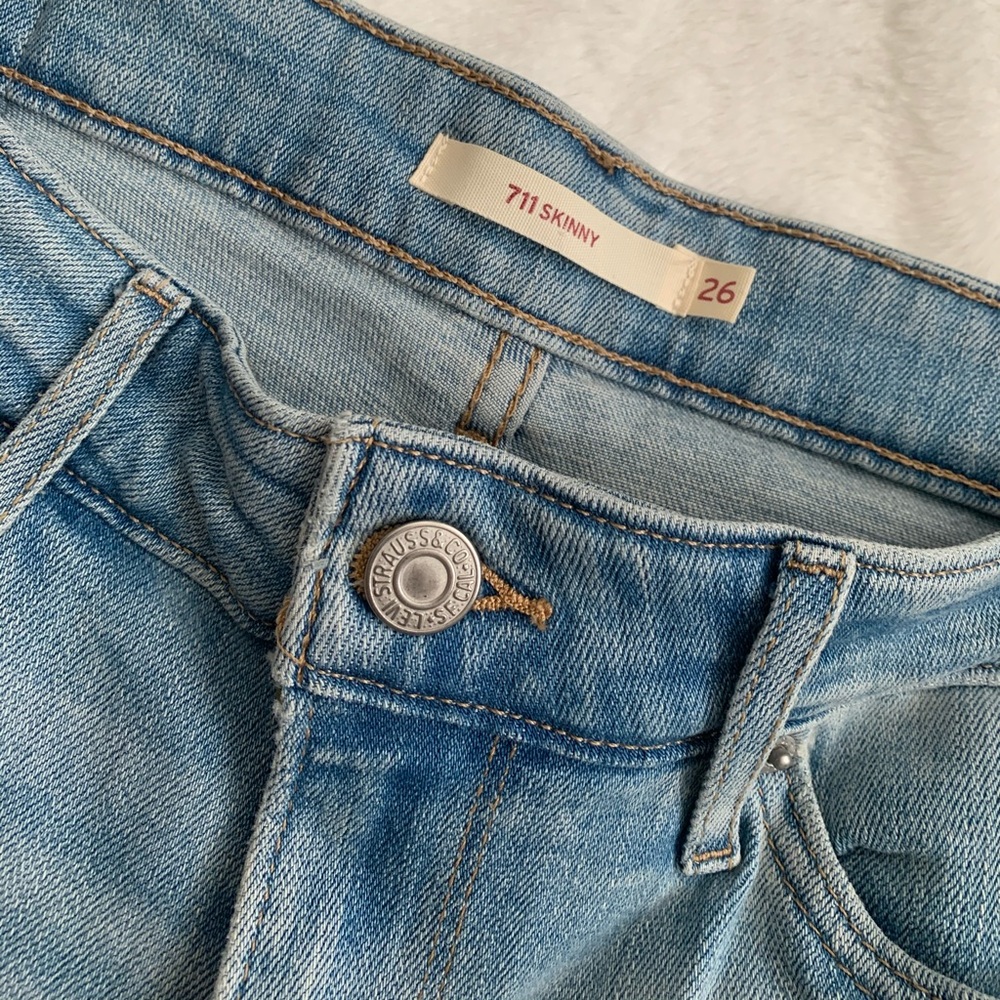 Levi’s 711 Skinny